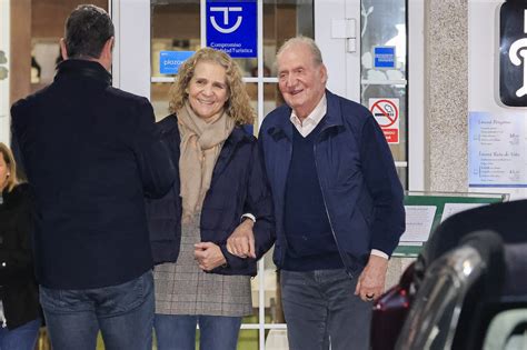 La infanta Elena traslada al rey Juan Carlos I su gran preocupación por