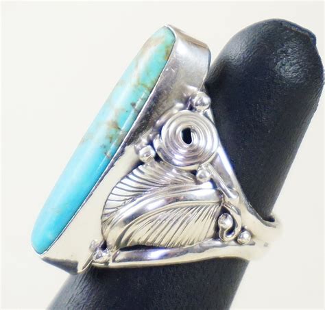 Item 960B Large Women S Navajo Oblong Kingman Turquoise Double Leaf