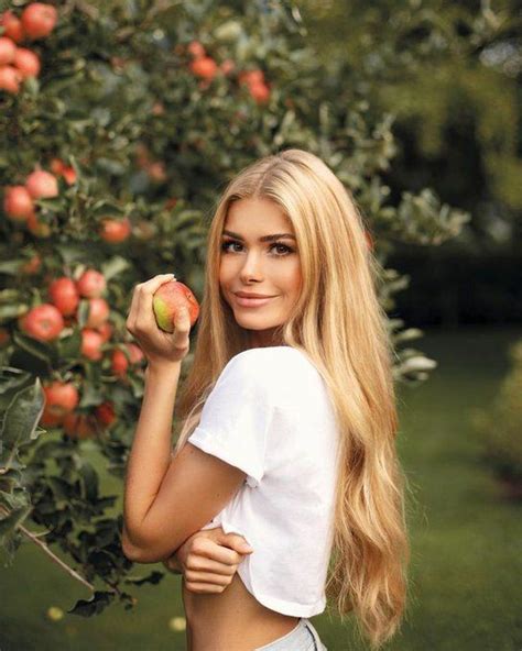 Inicio Twitter Honey Blonde Hair Long Blonde Hair Scene Hair