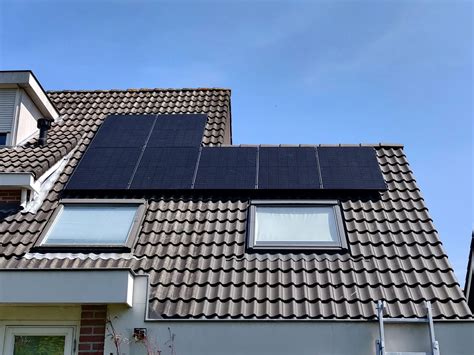 Zonnepanelen Op Een Schuin Dak Newsolar