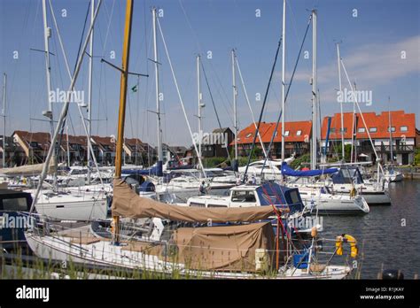 Hythe marina summer hi-res stock photography and images - Alamy