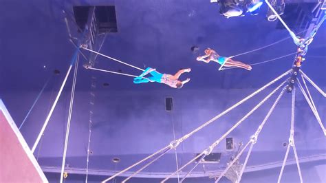 4 People Going Flying In The Show It Was So Crazy Trapeze Show Circus