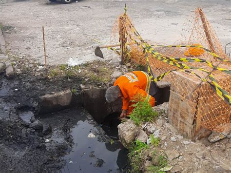 Seminf Recupera Rede De Drenagem Na Zona Oeste