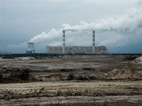 Bankowalność transformacji energetycznej w Polsce Zielona planeta