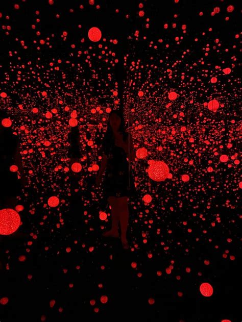 Yayoi Kusamas Head Spinning New Exhibition In New York Is A Dream For