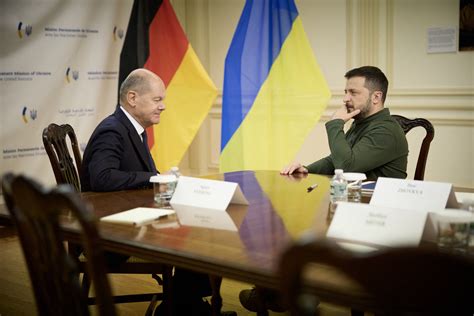 Cedează Olaf Scholz presiunilor interne în dosarul Ucraina Cancelarul