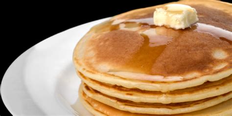 Ihop Celebra El National Pancake Day Con Pancakes Gratis Ksdy