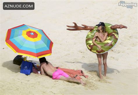 Heidi Klum Flaunts Her Nude Beach Bod In St Barts AZNude
