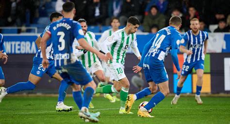 CRÓNICA Adiós copero en Vitoria 1 0 Real Betis Balompié