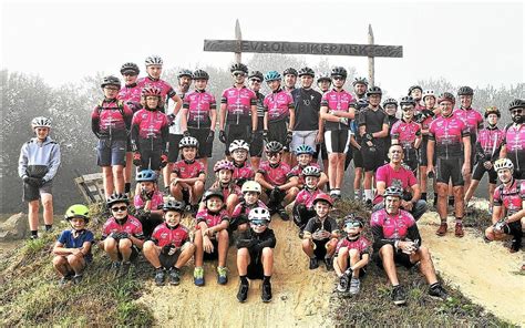 Les jeunes de lécole VTT du VC Évron ont repris lentraînement à