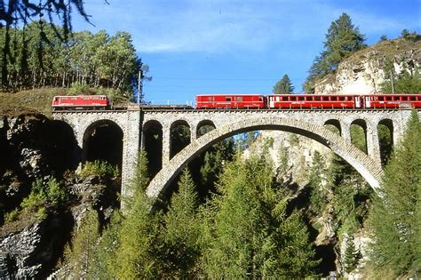 RhB Regionalzug 774 Von Scuol Nach St Moritz Am 07 10 1999 Auf Val Tuoi