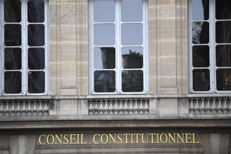 Arrêt de travail injustifié le Conseil constitutionnel censure une