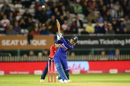 Smriti Mandhana India Women 18 Batting Editorial Stock Photo - Stock ...