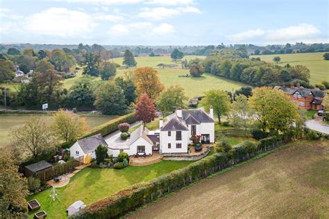 Detached House For Sale With 5 Bedrooms Chelmsford Road Great Waltham