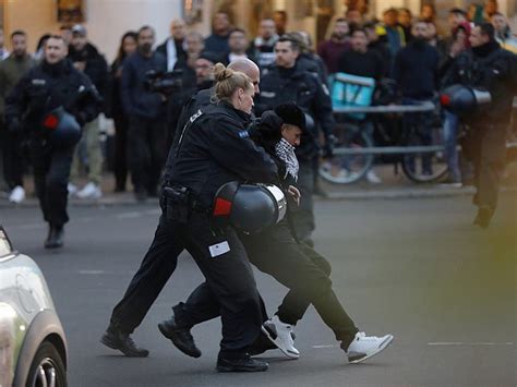 Wieder Zusammenst E Bei Pro Pal Stina Demo In Berlin