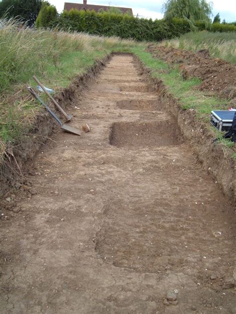 Commercial Archaeology 101 Trial Trench Evaluations S M Porter