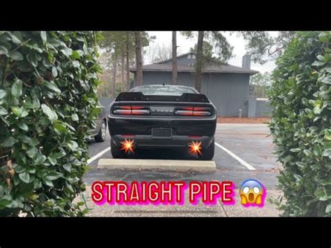 Straight Pipe Challenger Rt Pov Driving Threw Traffic Awsome Youtube