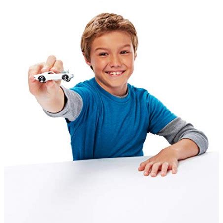 Hot Wheels Coffret de 3 véhicules modèle aléatoire