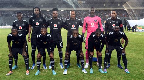 Caf Confederation Cup Ndah Hopes To Help End Orlando Pirates 27 Years