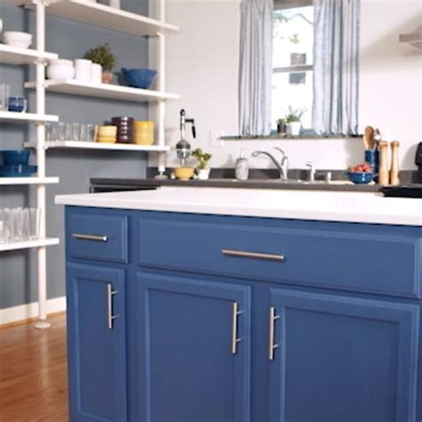 How To Paint Kitchen Cabinets Benjamin Moore