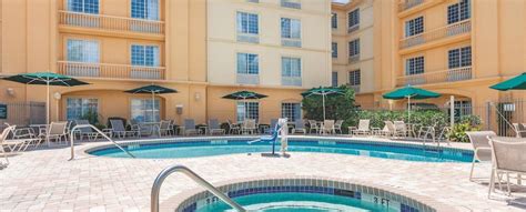 La Quinta Inn & Suites Myrtle Beach Broadway Area | Myrtle Beach Hotels ...