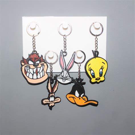 Looney Tunes Keychainstweety Bird Daffy Duckporky 50 Off