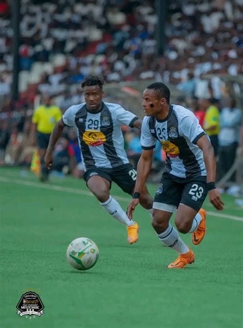 Coupe De La CAF Tour De Cadrage En Battant Royal Amazulu Mazembe