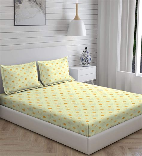 Buy Yellow Floral 146 Tc Cotton King Sized Bed Sheets With 2 Pillow