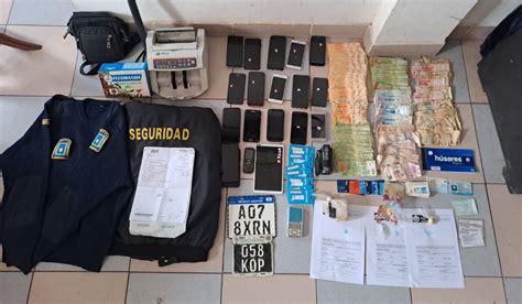 En Un Operativo Narcocriminal Secuestraron Prendas Y Elementos Policiales