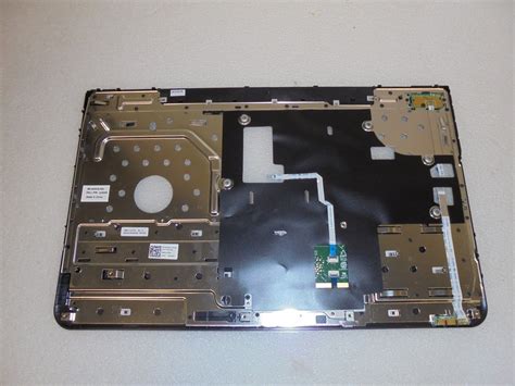 New Dell Oem Inspiron R N M R M Palmrest Touchpad