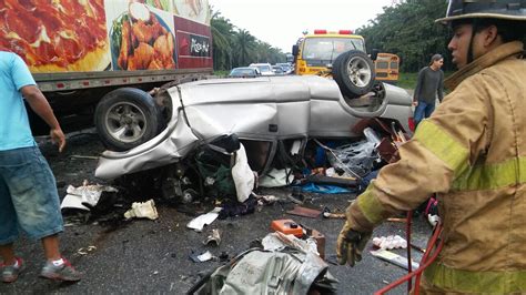 Varios Personas Resultaron Heridas Durante El Accidente Tiempo Hn