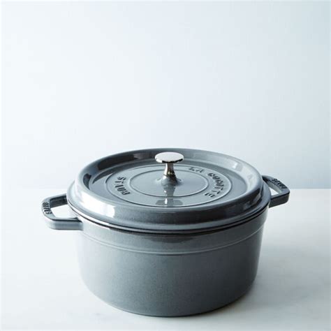 5 Sustainable Dutch Ovens That Are More Affordable Than Le Creuset ...