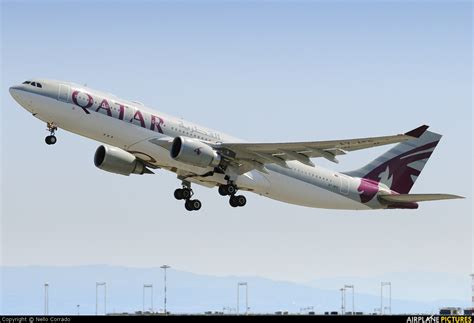 A7 Afp Qatar Airways Airbus A330 200 At Rome Fiumicino Photo Id