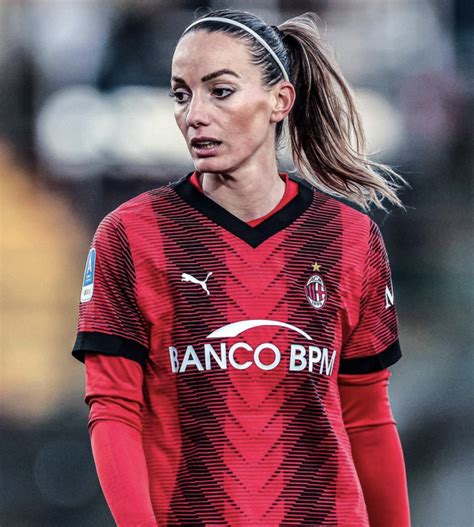 Il Milan Saluta Kosovare Asllani Calcio Femminile Italia