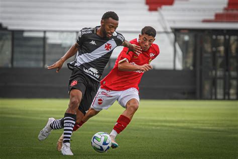 Vila Nova é derrotado pelo Vasco e está eliminado da Copa do Brasil sub