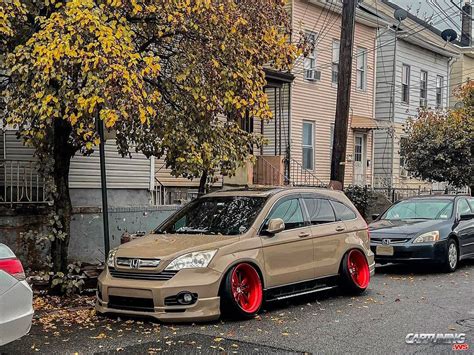 Slammed Honda Cr V 3gen Side