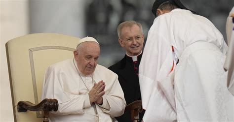 Papa Francesco A Pranzo Dai Cugini Cirio Bentornato A Casa In Piemonte