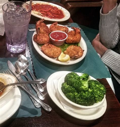 Verona Village Inn In 551 Wildwood Ave Verona Pa 15147 Usa