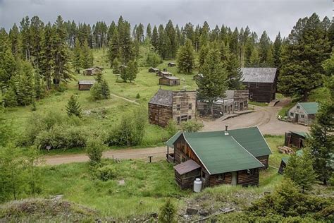 Garnet, Montana: a community created by the gold rush and destroyed by ...