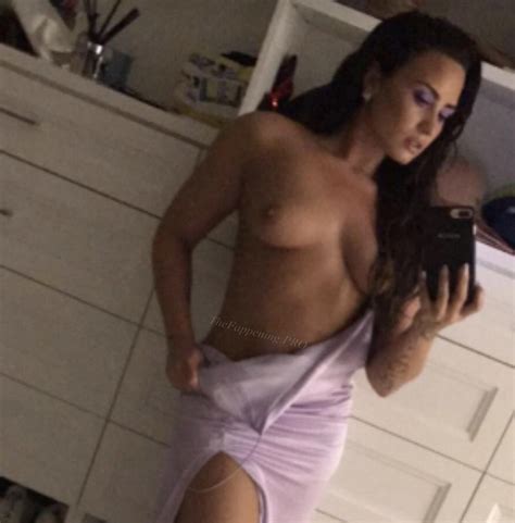 Demi Lovato Nude Leaked 30 New Photos 2019 The Fappening