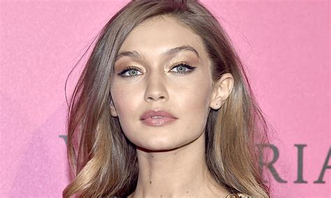 Gigi Hadid Desvela La Enfermedad Que Padece Y Que Le Ha Llevado A