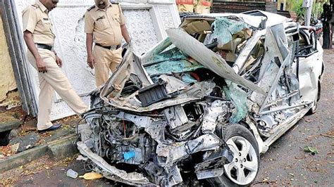 Two Killed Three Injured In Mulund Accident The Hindu