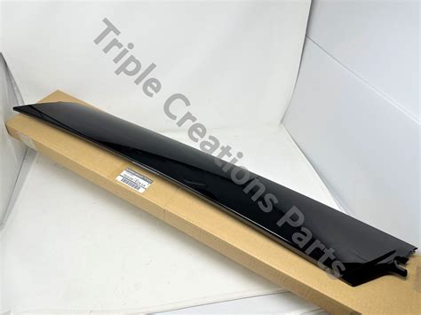 76836 6JK0A Infiniti QX56 QX80 Nissan Armada Genuine Right Front Pillar