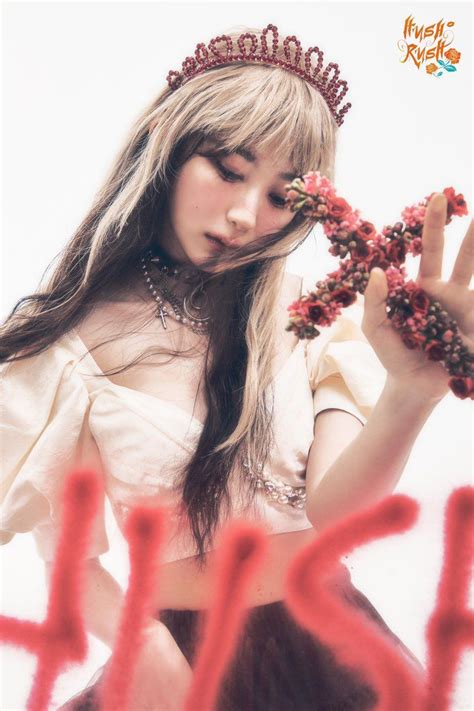 Debut Solo Lee Chaeyeon Lewat Mini Album