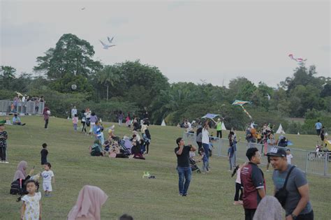 Festival Layang Layang Sedunia Bermula Utusan Malaysia