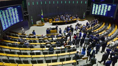 Câmara aprova projeto que favorece governo no Carf texto vai ao Senado