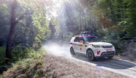 Lifesaving Land Rover Discovery Equipped With Its Own Drone Joins Red Cross Autos Community