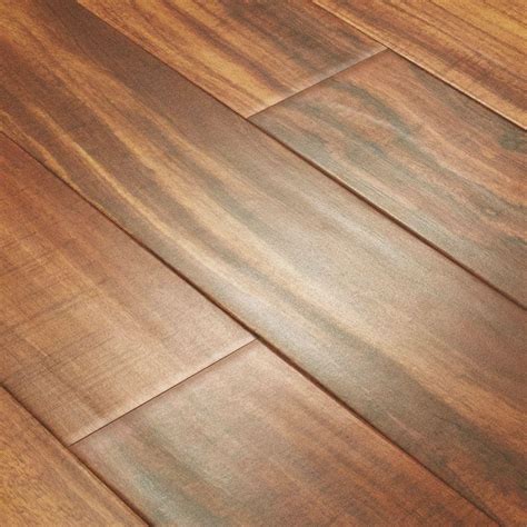 Pergo Take Home Sample Outlast Hawaiian King Koa Waterproof Laminate