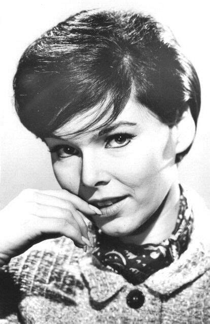 Yvonne Craig Wikiwand