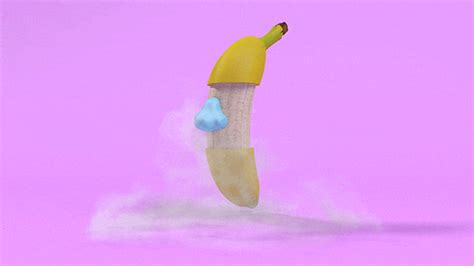 Hilarious And Surprising Bananas Gifs Fubiz Media